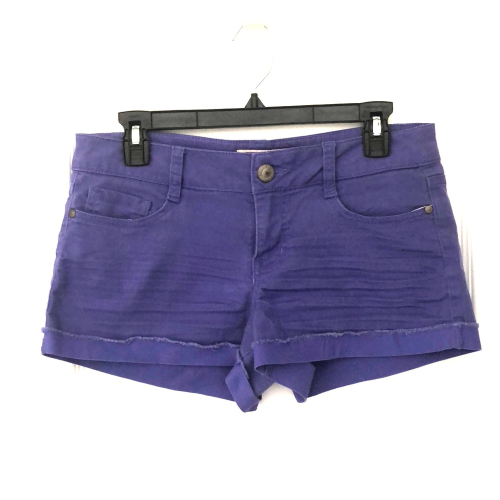 L.e.i purple shorts